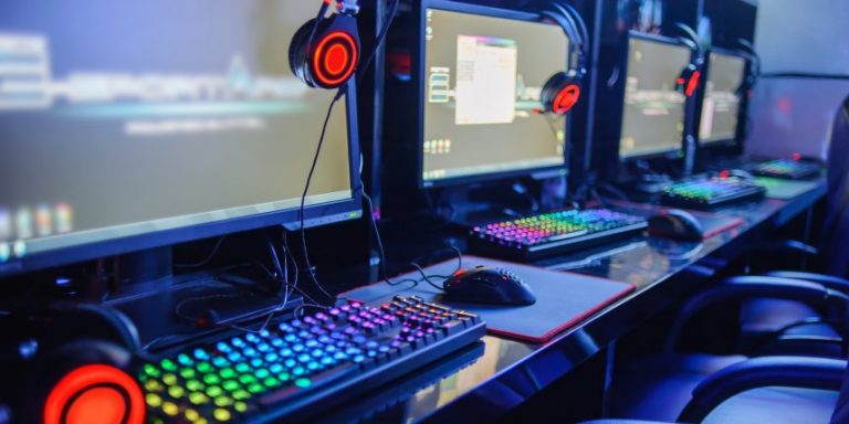 Máy Tính Tiệm Net Bị Hack Để Đào 800.000 USD Siacoin